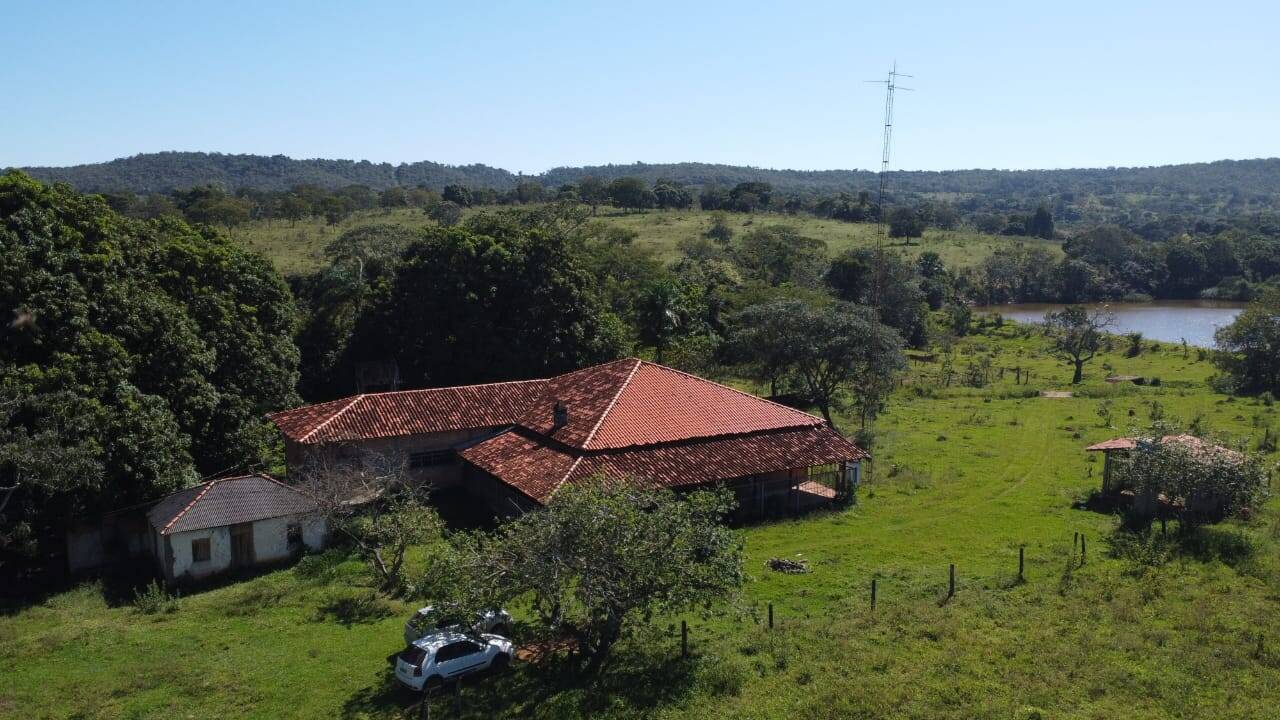 Fazenda à venda, 23300000000m² - Foto 1