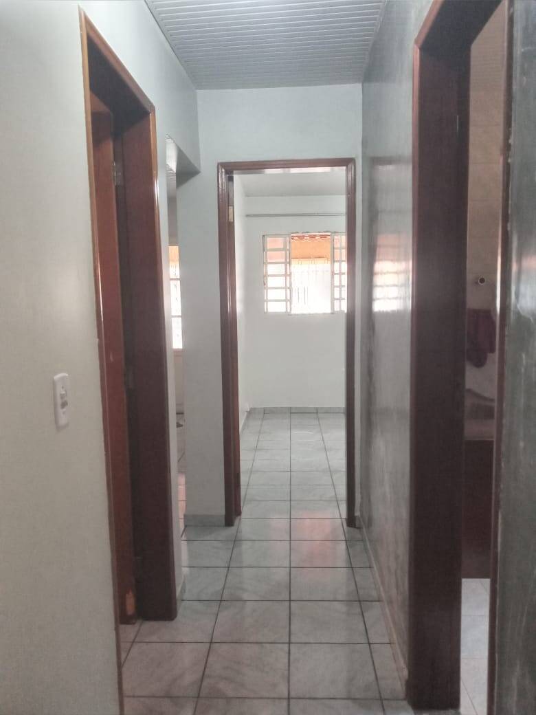 Casa à venda com 4 quartos, 300m² - Foto 12