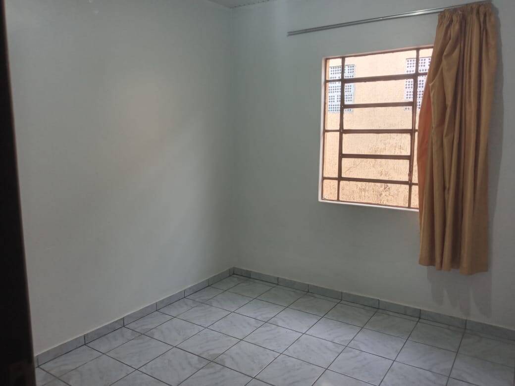 Casa à venda com 4 quartos, 300m² - Foto 9