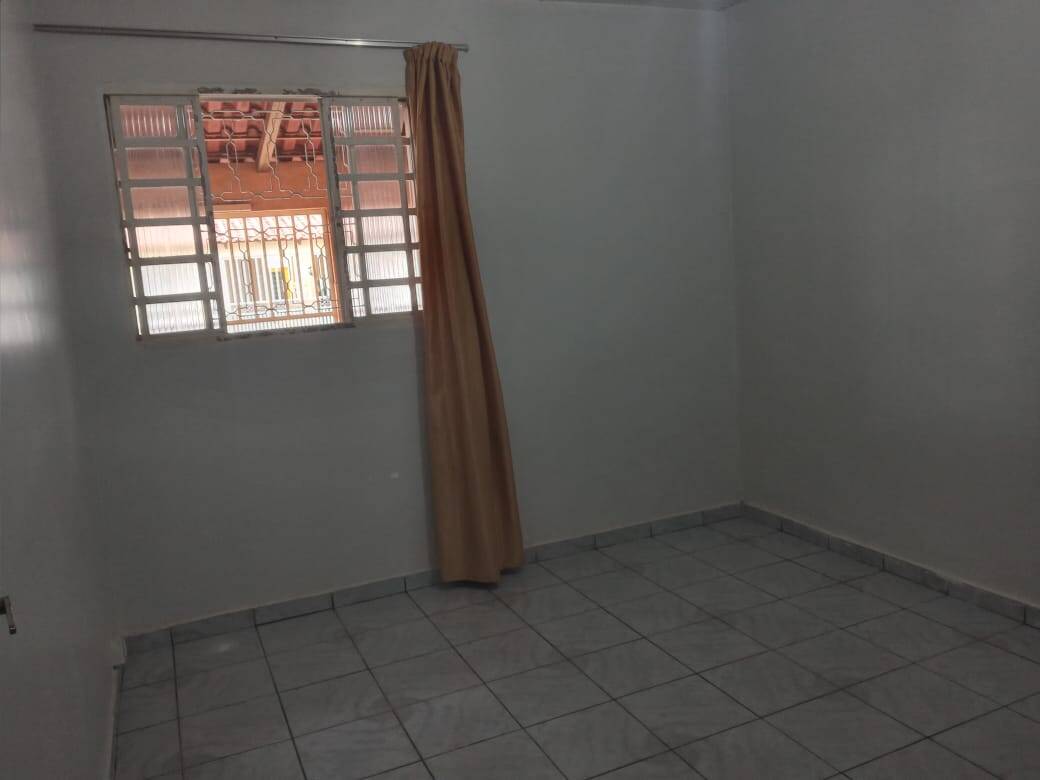 Casa à venda com 4 quartos, 300m² - Foto 13