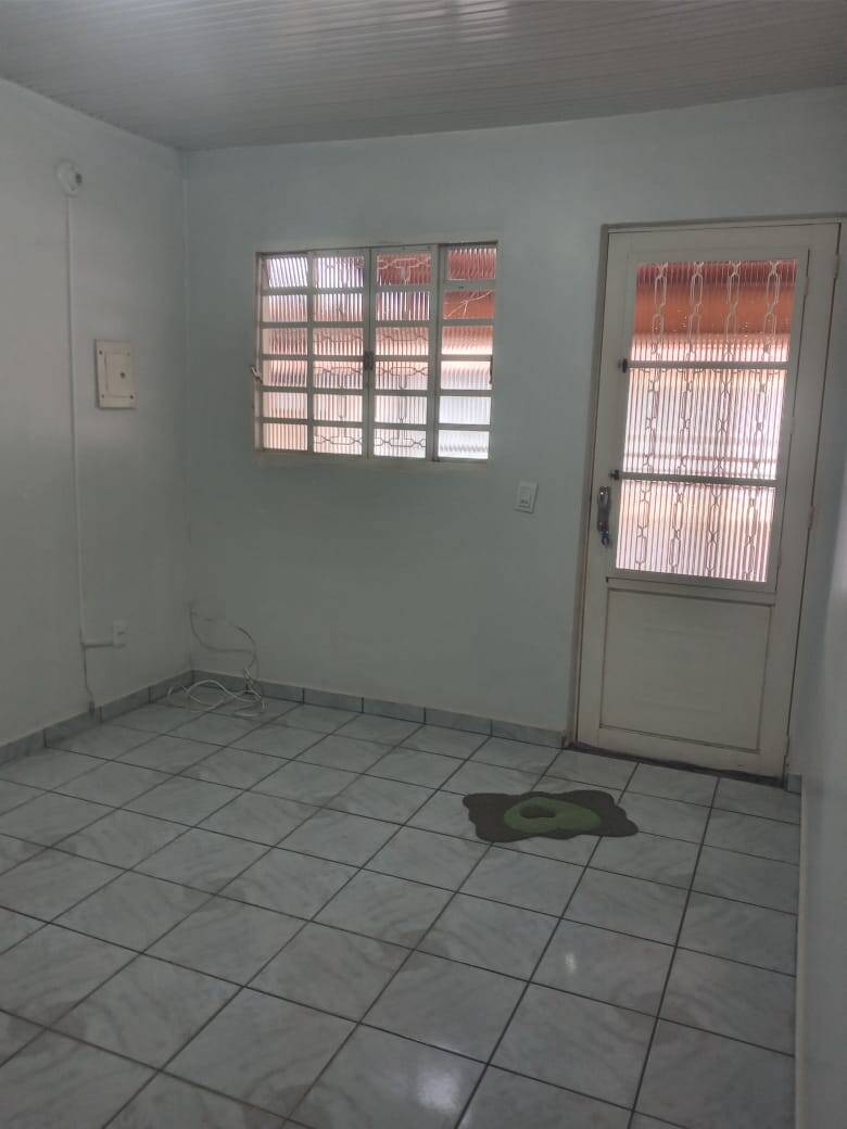 Casa à venda com 4 quartos, 300m² - Foto 8