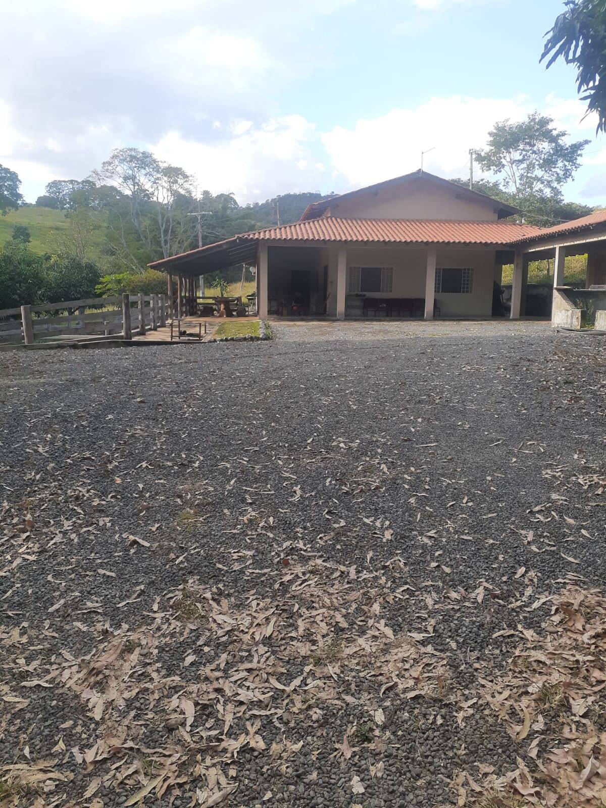 Fazenda à venda com 3 quartos, 5m² - Foto 2